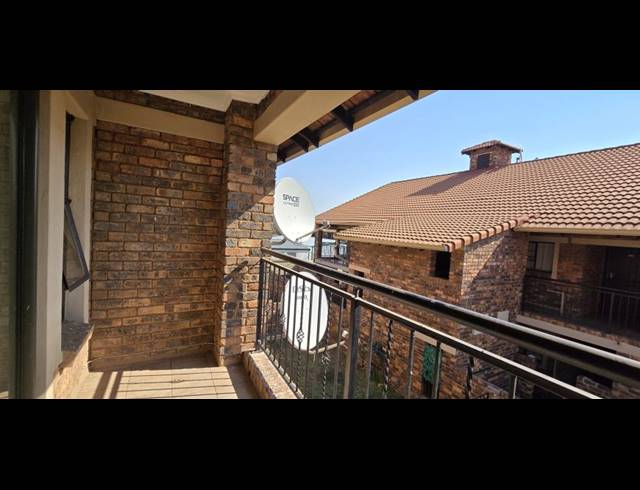 2 BEDROOM APARTMENT FOR SALE IN MONTANA PARK